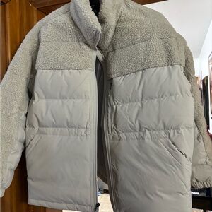 Eddie Bauer women’s Cream Sherpa Puffer Jacket